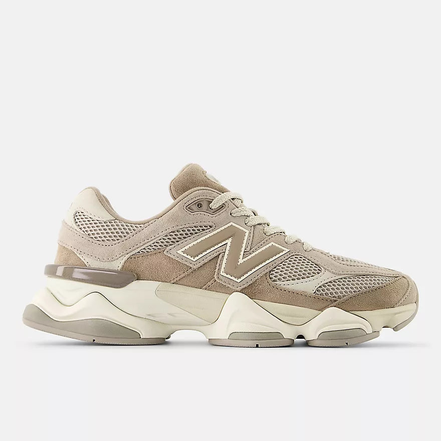 NB 9060 beige